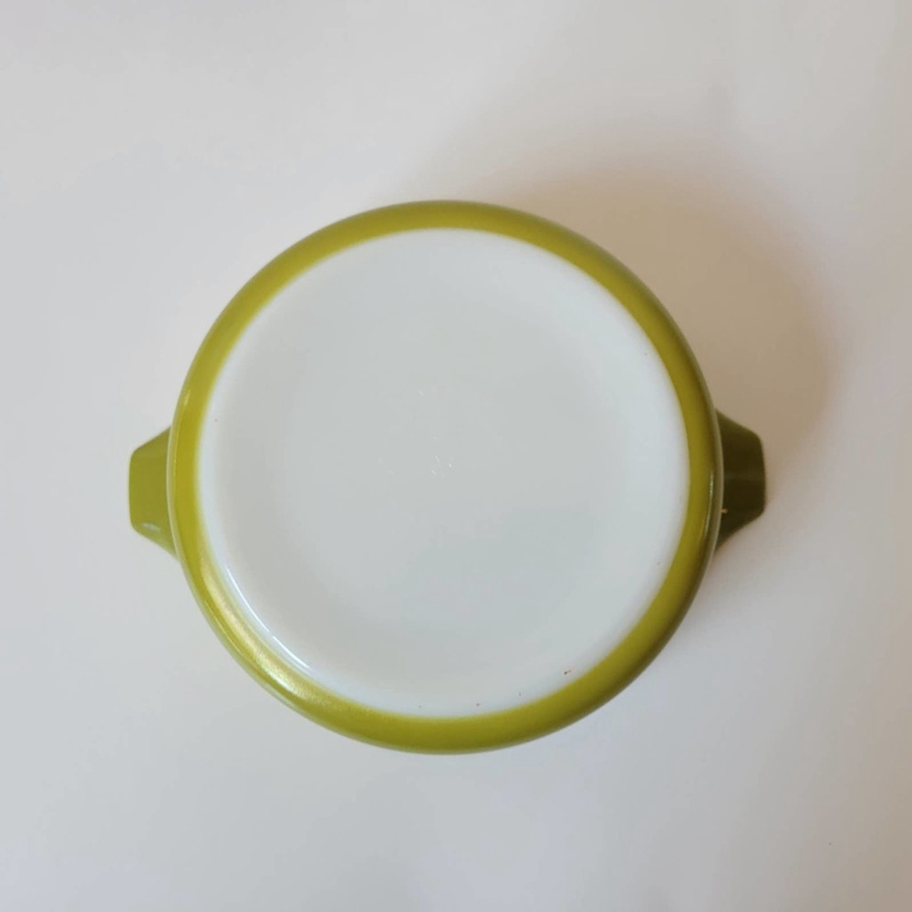 Pyrex Verde #472 1.5 Pints Round Casserole Dish without Lid - Picture 3 of 7
